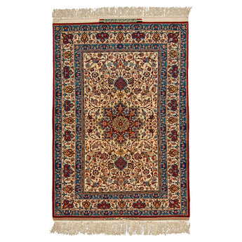 3' 6" x 5' 2" (04x05) Collectable Collection Isfahan Wool Rug #007061